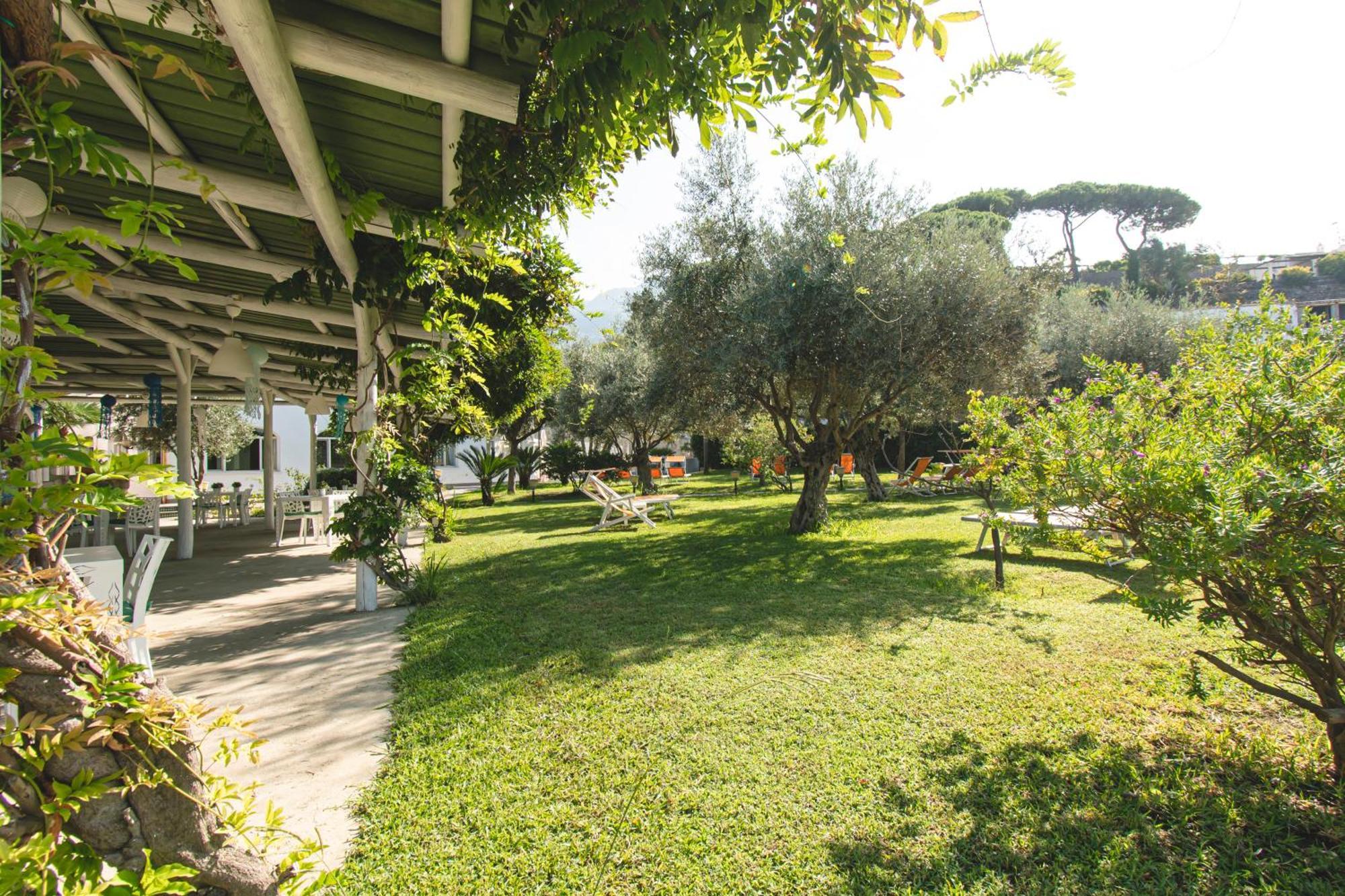 Victoria Park Resort Ischia Exterior foto